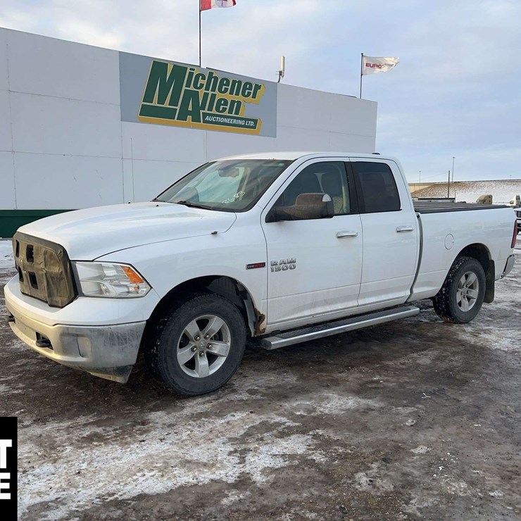 2015 DODGE 1500