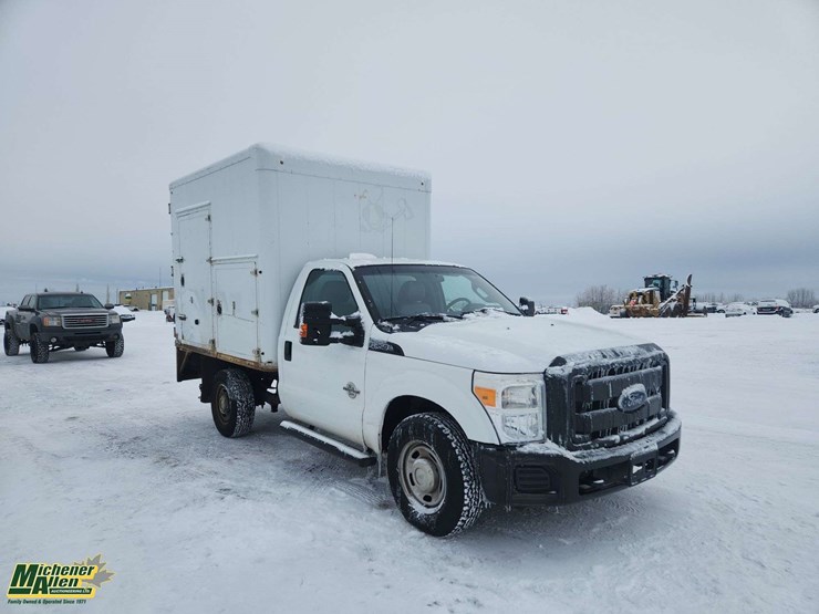 2014-ford-f350-image-2