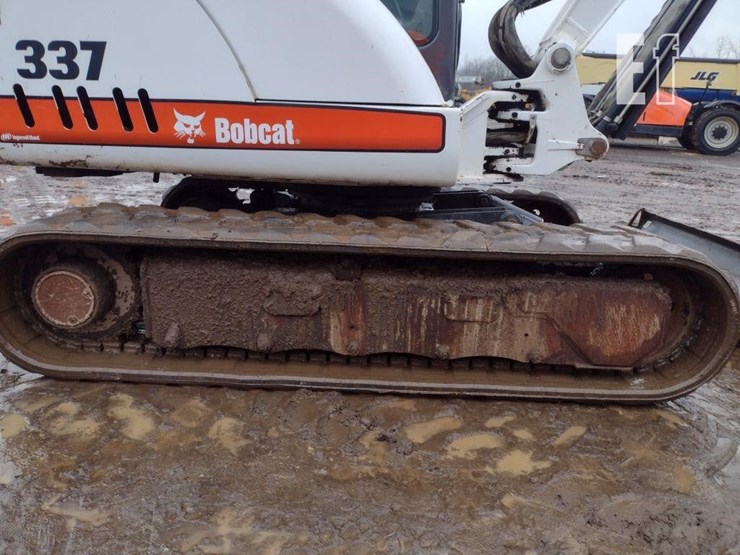 2008-bobcat-337g-image-34