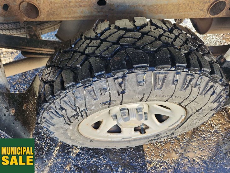 2014-chevrolet-silverado-1500-image-28