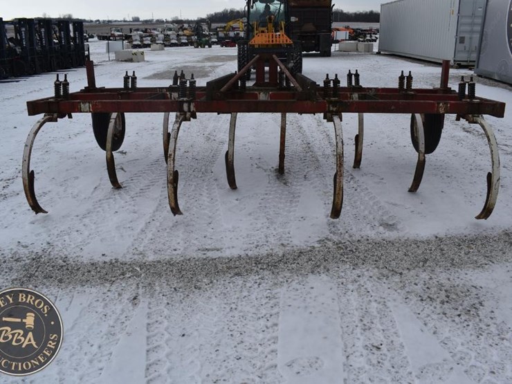chisel-plow-38993-image-5