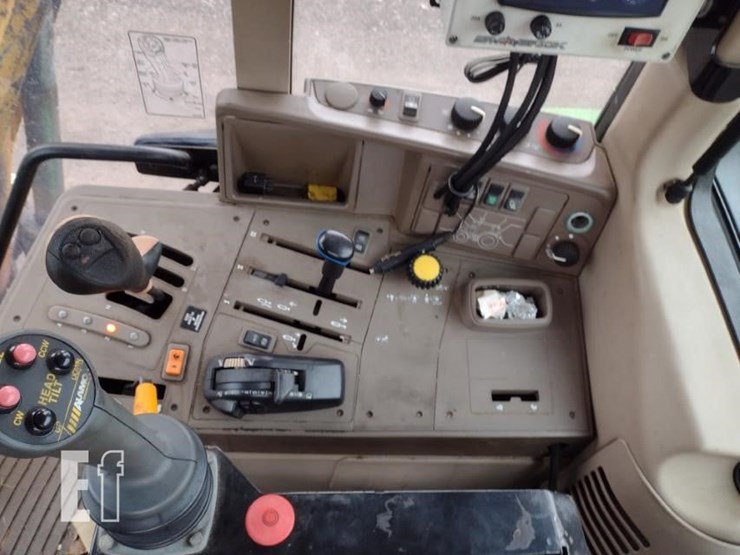 2010-john-deere-7130-image-11