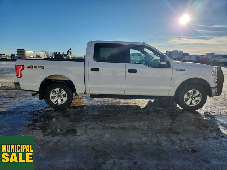 2016-ford-f150-image-10