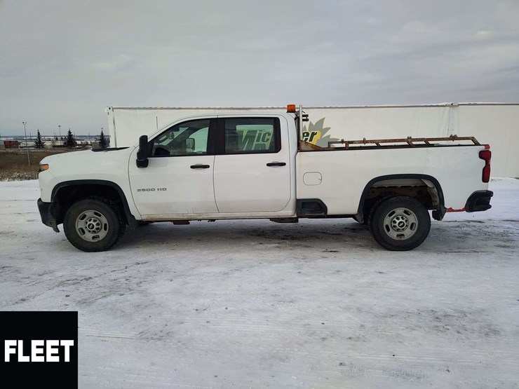 2020-chevrolet-silverado-2500hd-image-6