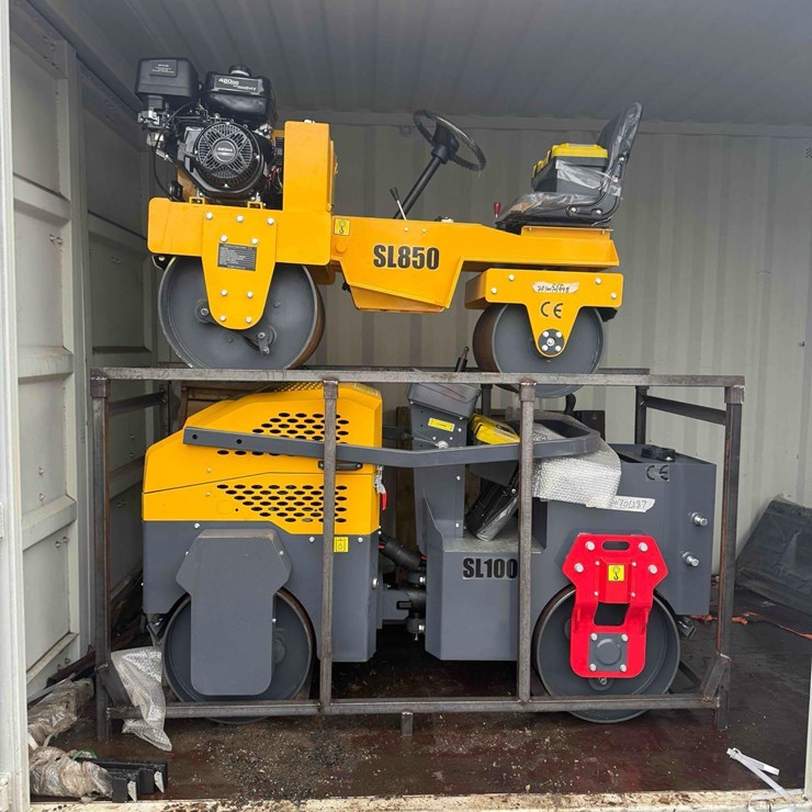 NEW SD LANCH CO. SL850 TANDEM VIBRATORY ROLLER