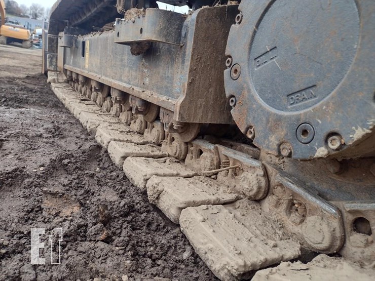 case-cx145d-msr-image-31