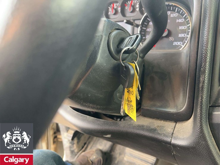 2015-gmc-sierra-2500hd-image-21