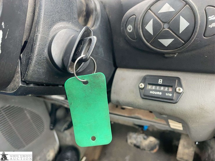 2006-ford-f550-image-16