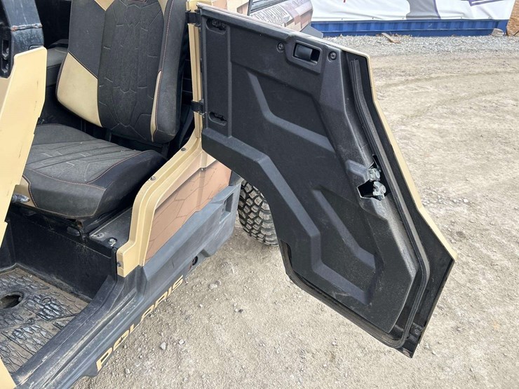 2021-general-polaris-image-19