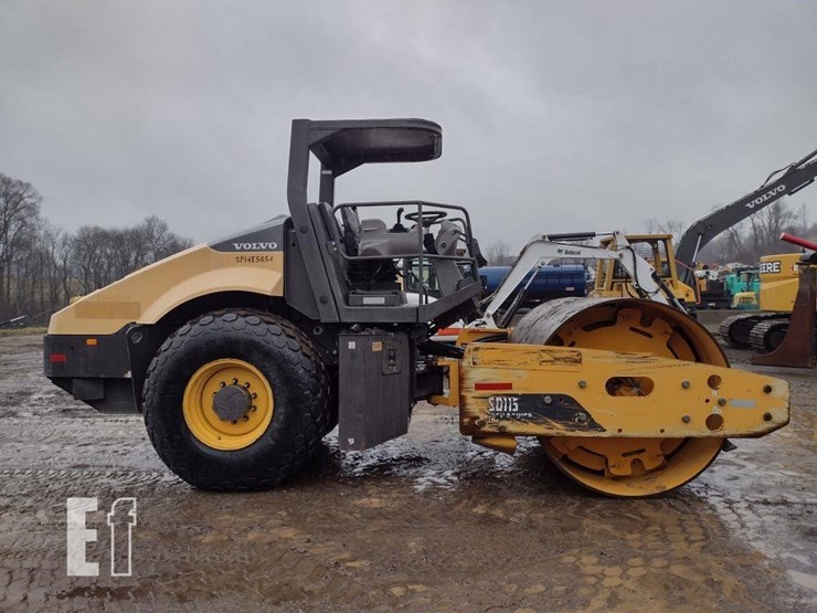 2014-volvo-sd115-image-3