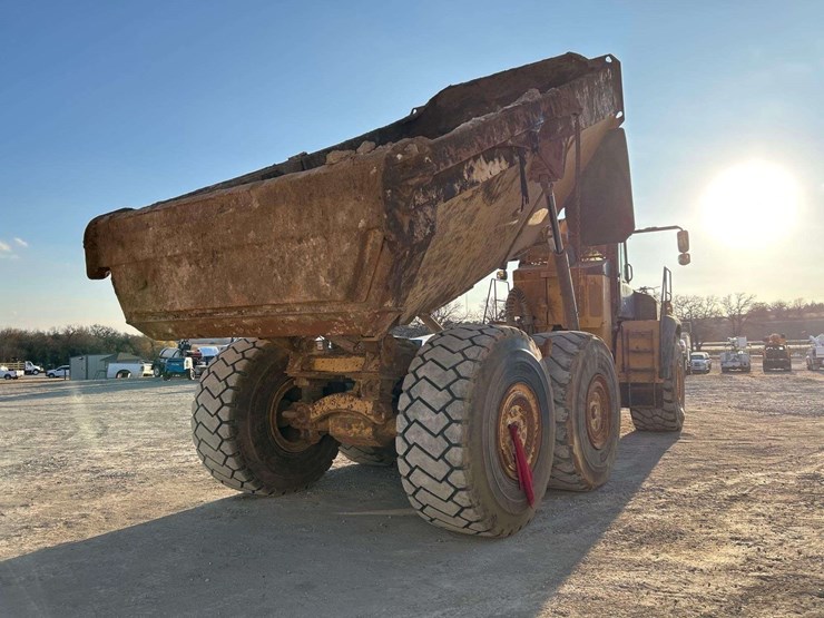 2019-deere-460e-image-3