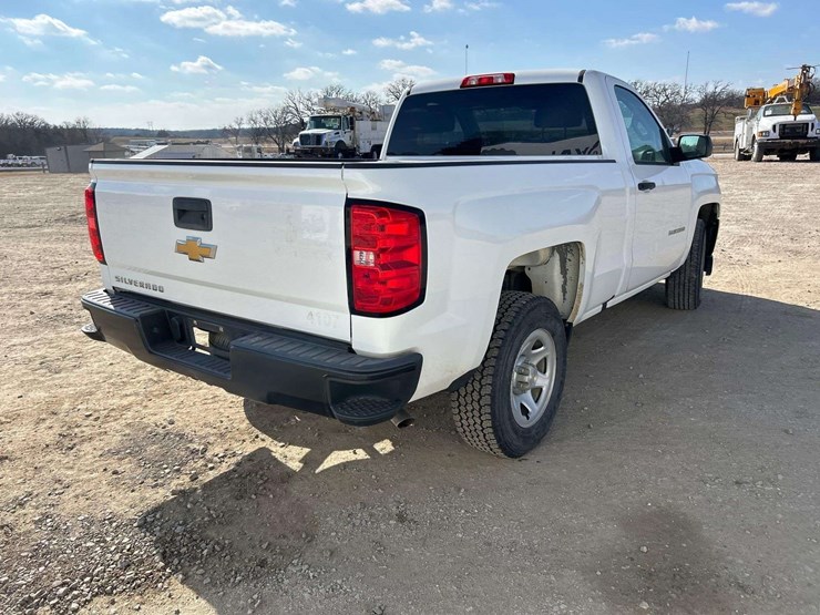 2016-chevrolet-silverado-1500-image-3