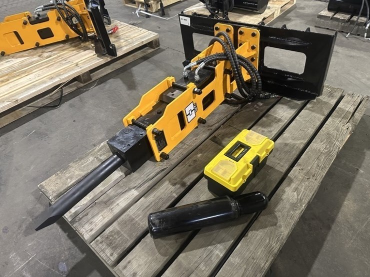 2025-giyi-680-hydraulic-breaker-image-1