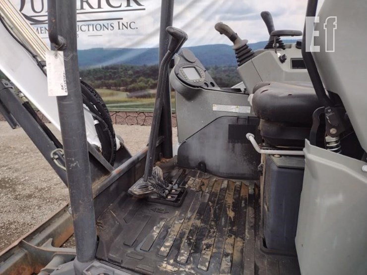 bobcat-e32i-image-12