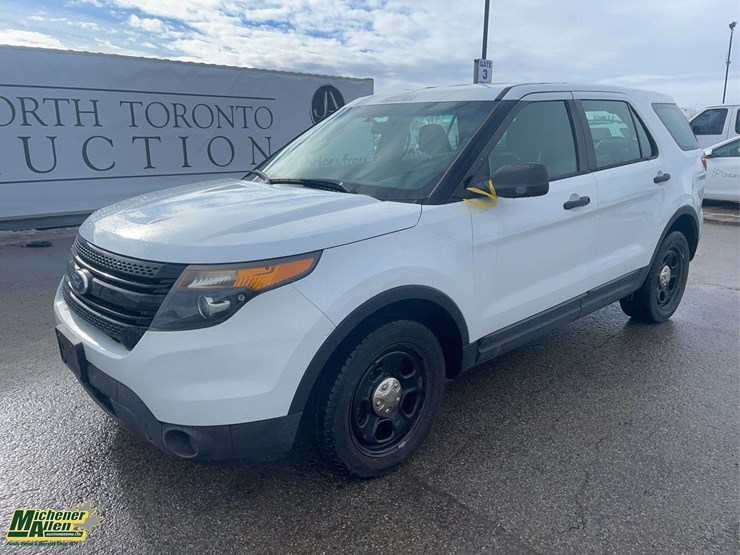 2014-ford-explorer-image-1