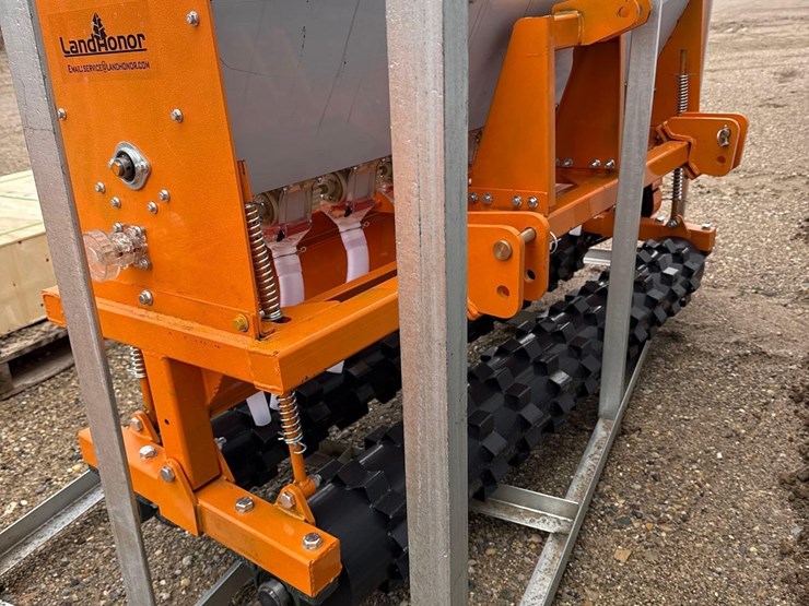 2788---no-till-65"-seed-drill-for-tractor-&-skid-steer-image-4