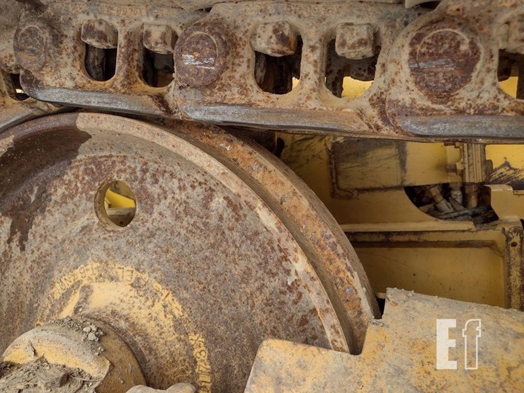 2005-caterpillar-d4g-xl-image-29