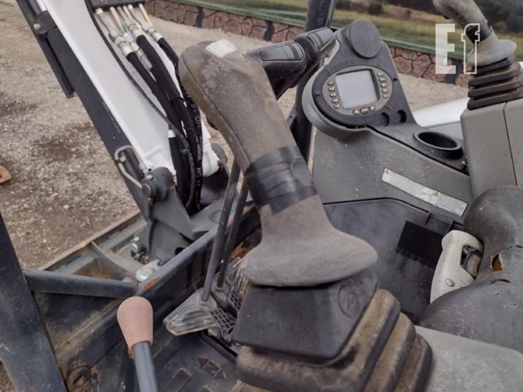 bobcat-e32i-image-11