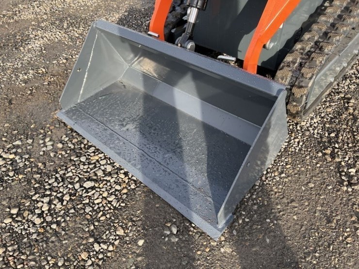 2025-agt-ysrt14-mini-compact-track-loader-image-10