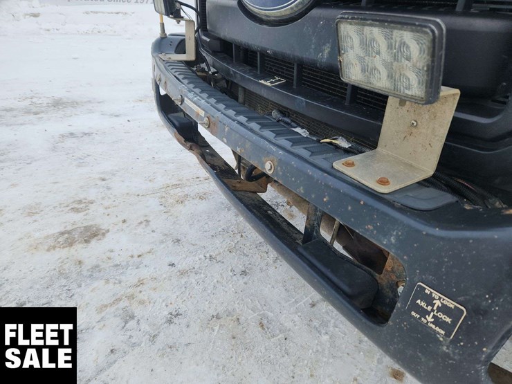 2011-ford-f550-image-50