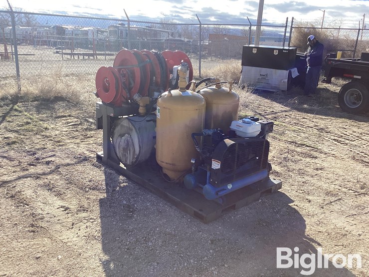 sage-2h47-3200-oil-vac-image-3