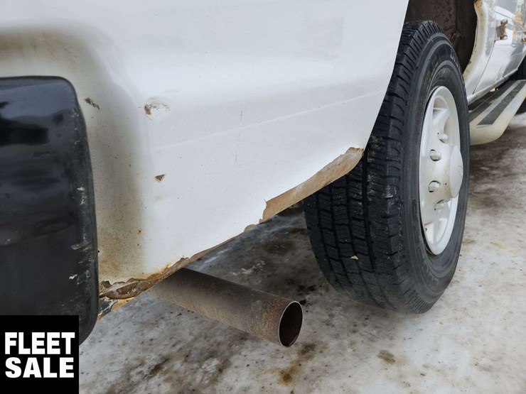 2013-ford-cargo-image-41