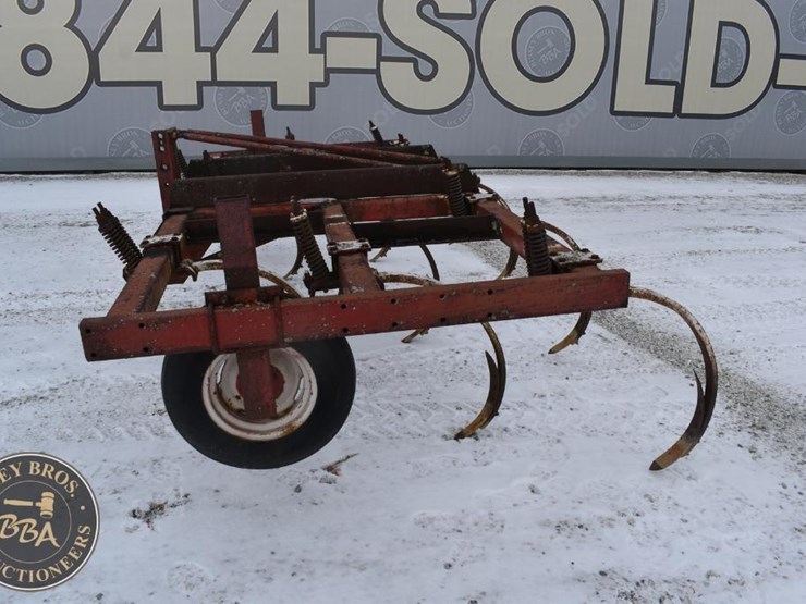 chisel-plow-38993-image-2