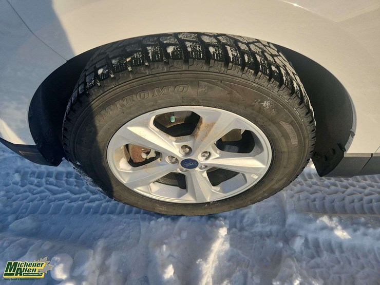 2018-ford-edge-image-10