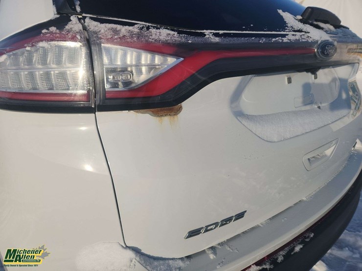 2018-ford-edge-image-33