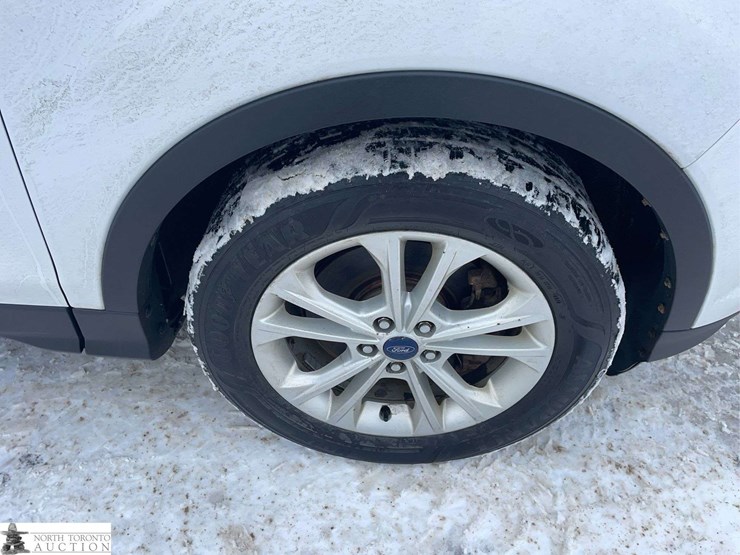 2017-ford-escape-image-22