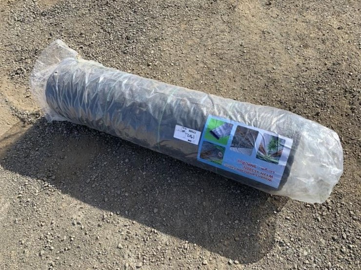 unused-13ft-x-300ft-woven-landscape-fabric-roll.-image-1