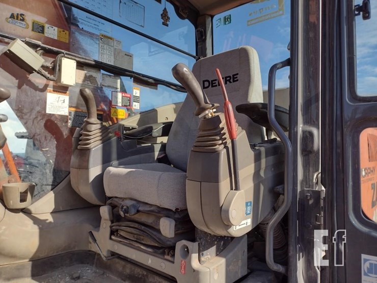 2012-hitachi-zx160-lc-3-image-12