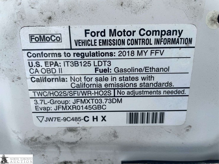 2018-ford-explorer-image-11