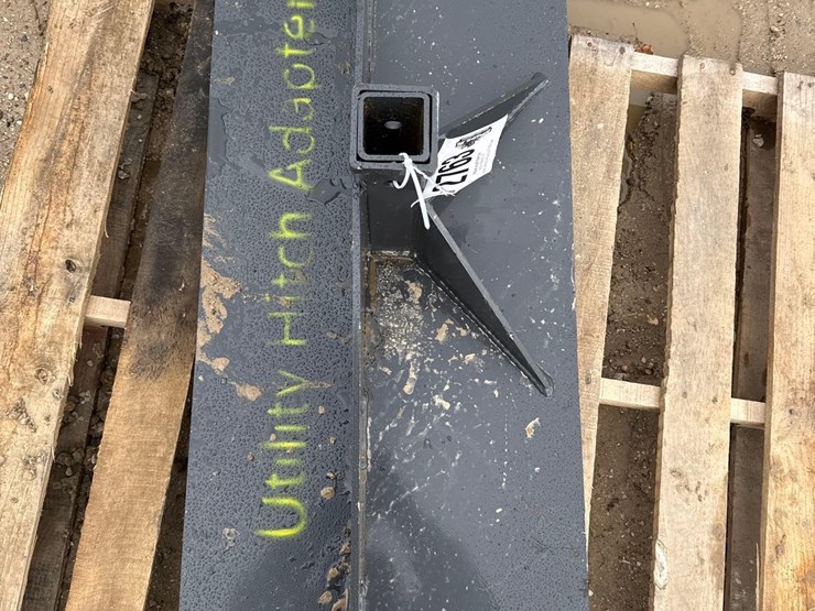 2763---skid-steer-utility-hitch-adapter---2"-reciever-image-1
