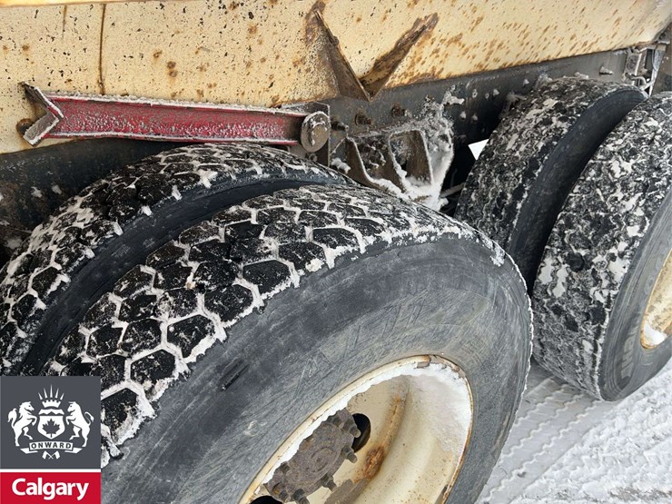 2019-international-workstar-7400-image-10