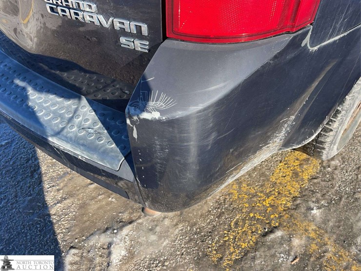 2010-dodge-grand-caravan-se-image-34