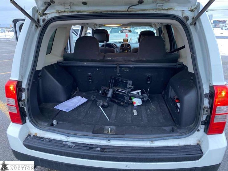 2015-jeep-patriot-image-24