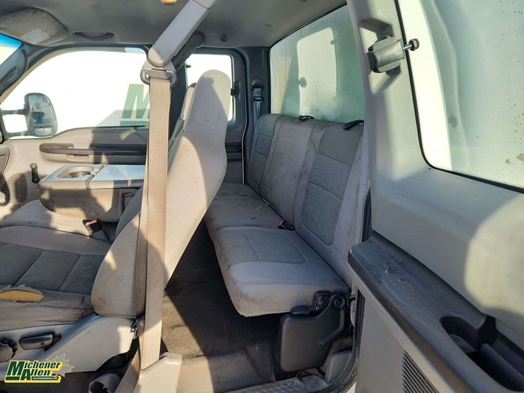 2007-ford-f450-image-15