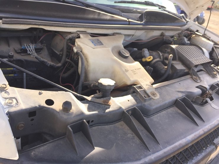 2005-chevrolet-2500-image-11