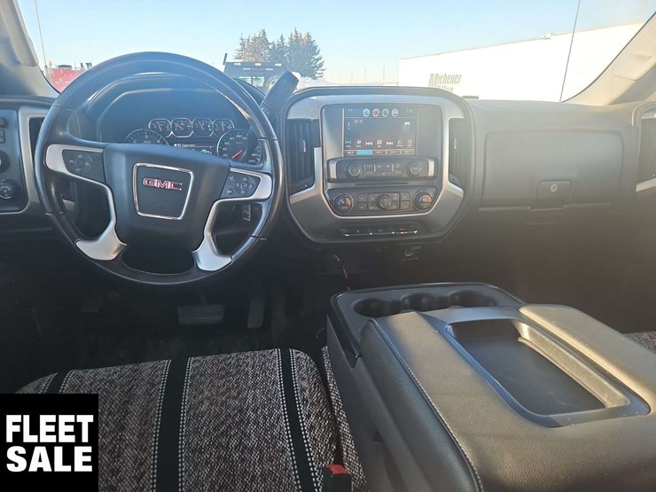 2017-gmc-sierra-2500hd-sle-image-18