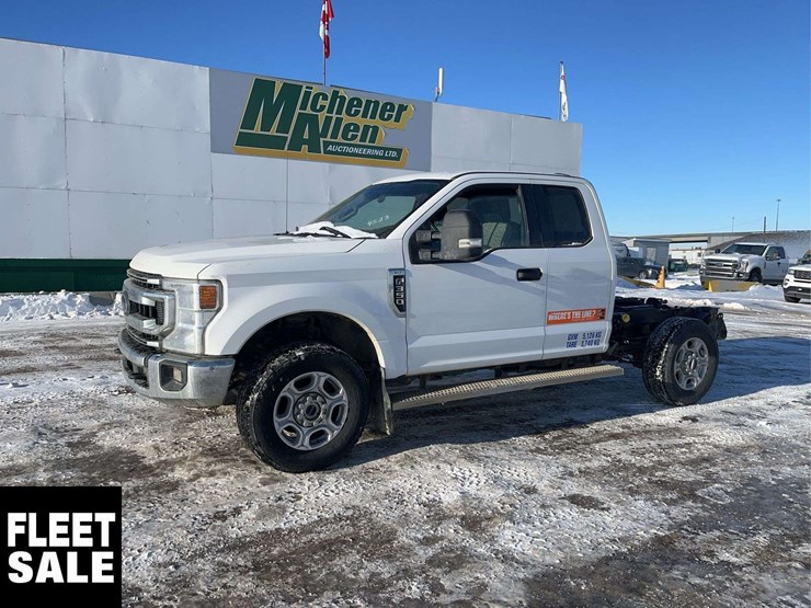 2021-ford-f350-image-1