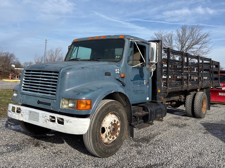 1995-international-4700-image-5