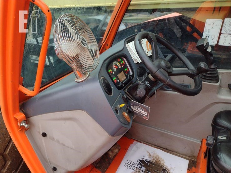 2016-jlg-1255-image-11