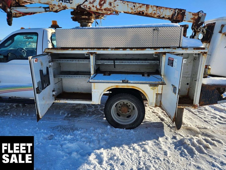 2007-ford-f550-image-16