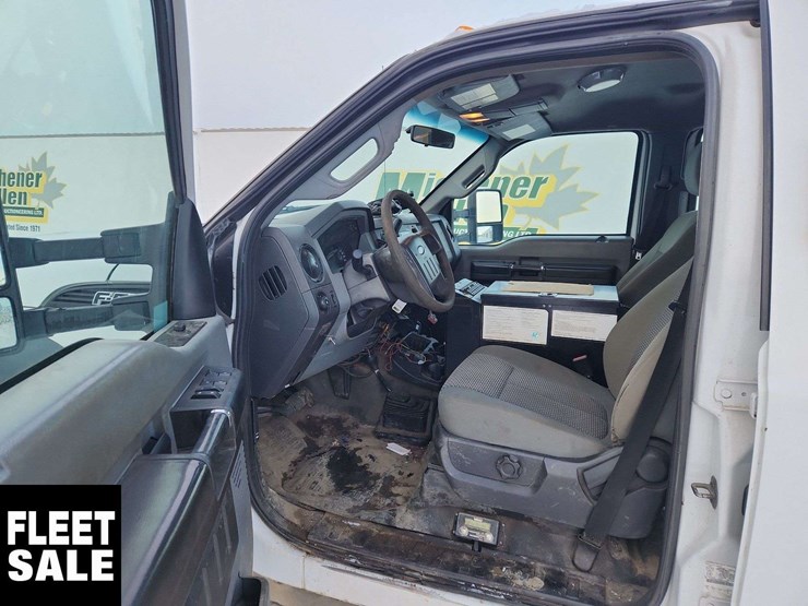 2011-ford-f550-image-14