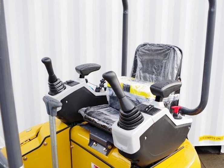 2025-cfg-industrial-qk18r-mini-excavator-w/-pilot-system,-rato-gasoline-engine,-unused-image-5