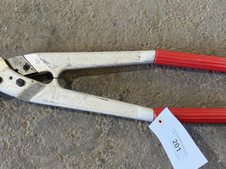 #201-•-felco-c16-steel-wire-cable-cutters-image-1