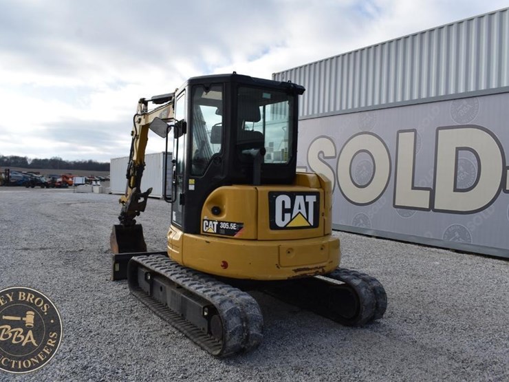2019-caterpillar-305.5e2-cr-image-4