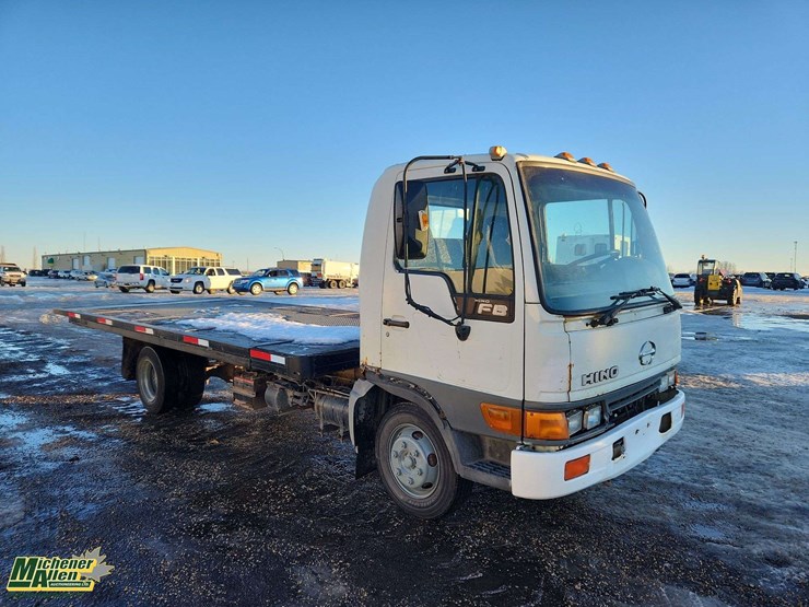 2004-hino-fb1817-image-2