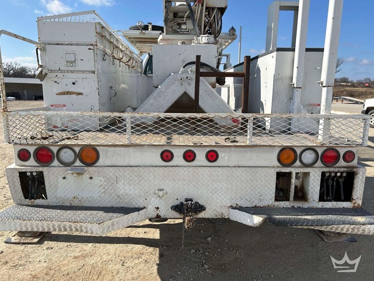 2007-ford-f750-image-21